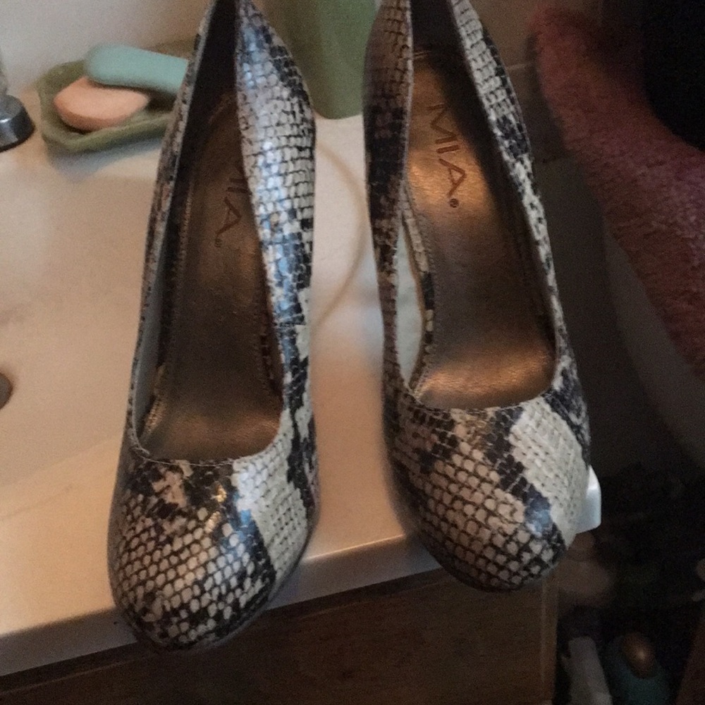 Mia Shoes